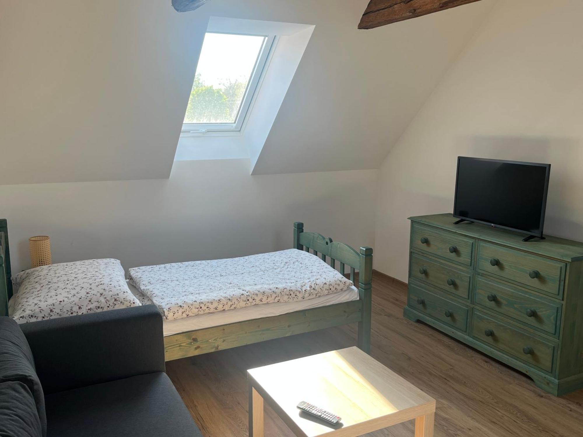 Apartmány Statek Bezdědice Hostomice Exterior foto
